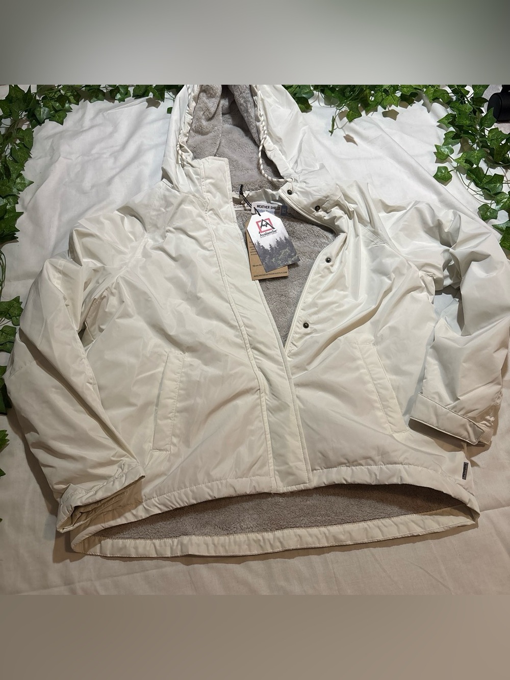 Women’s Cream Hooded Winter Jacket